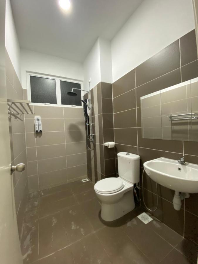 Desaru Happy Guest House D Buitenkant foto