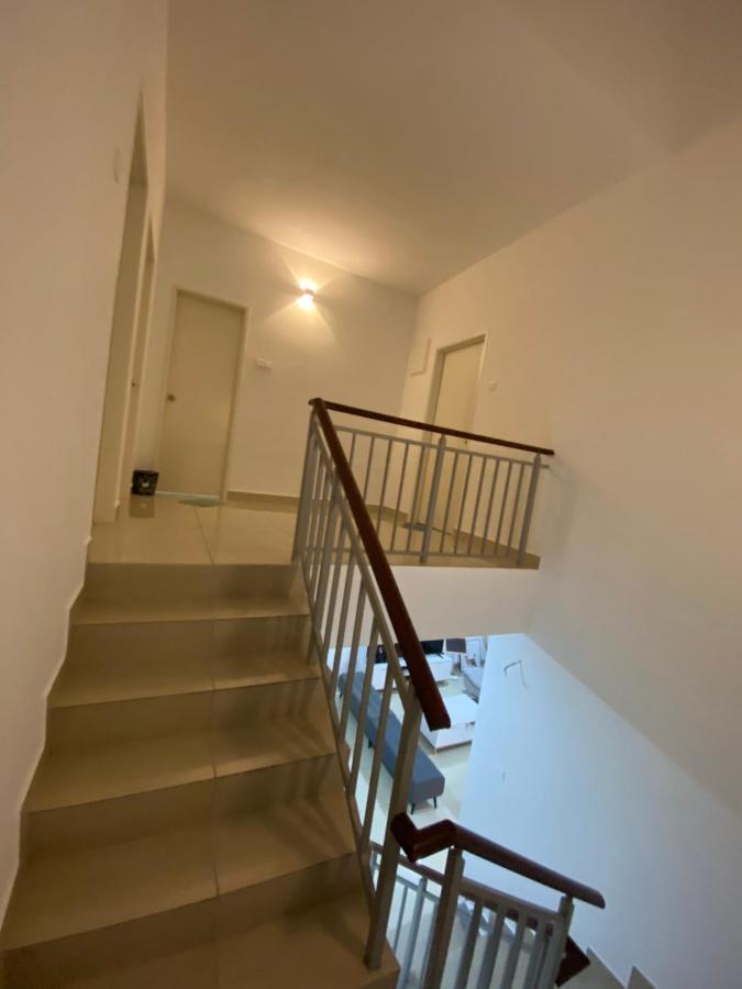 Desaru Happy Guest House D Buitenkant foto